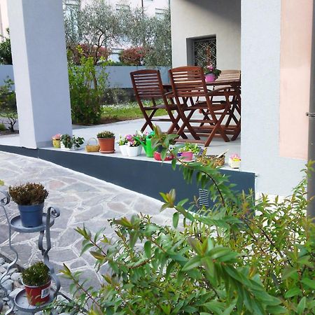 Rose Garden House Wi-Fi Apartman Riva del Garda Kültér fotó