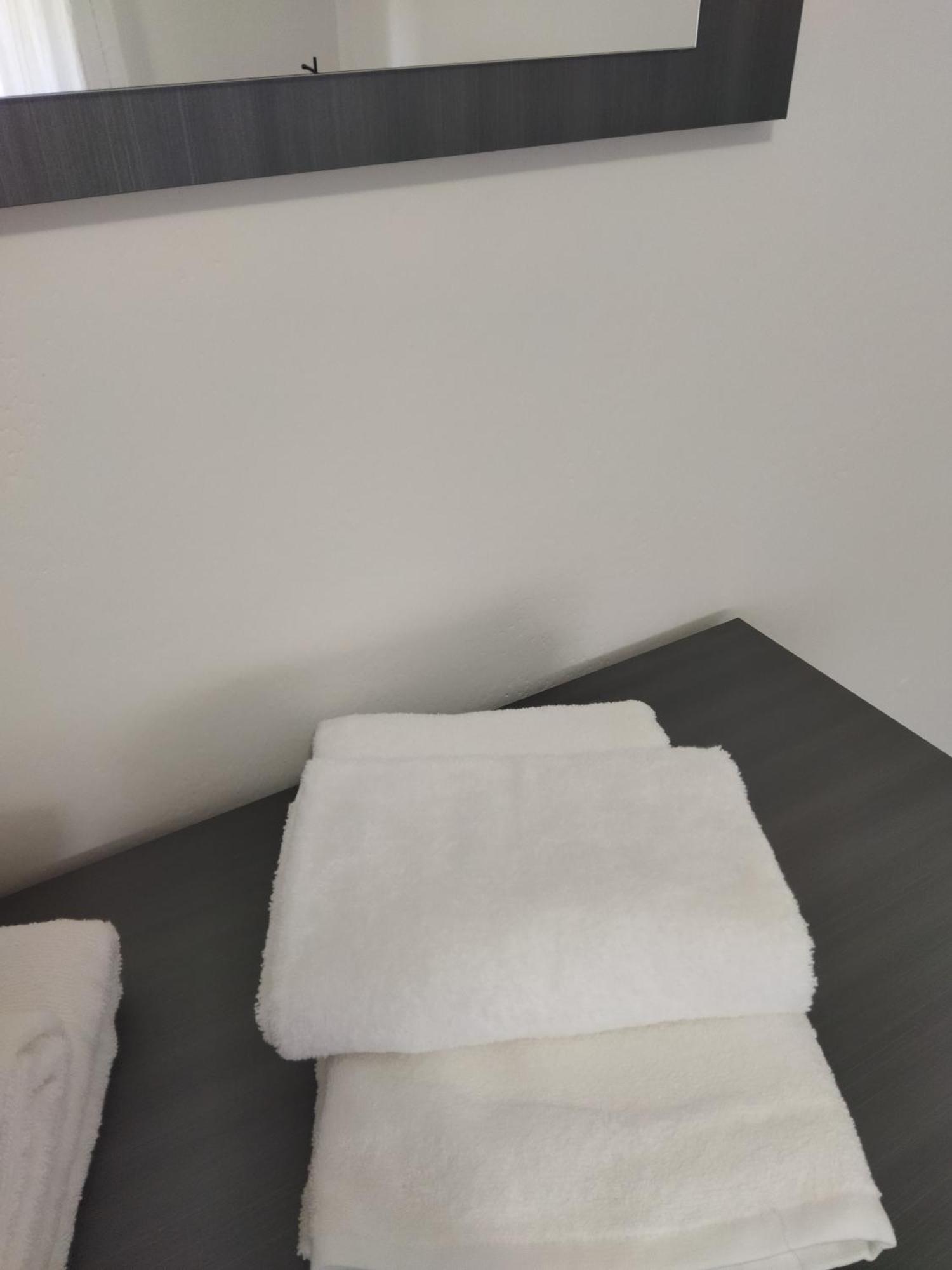 Rose Garden House Wi-Fi Apartman Riva del Garda Kültér fotó